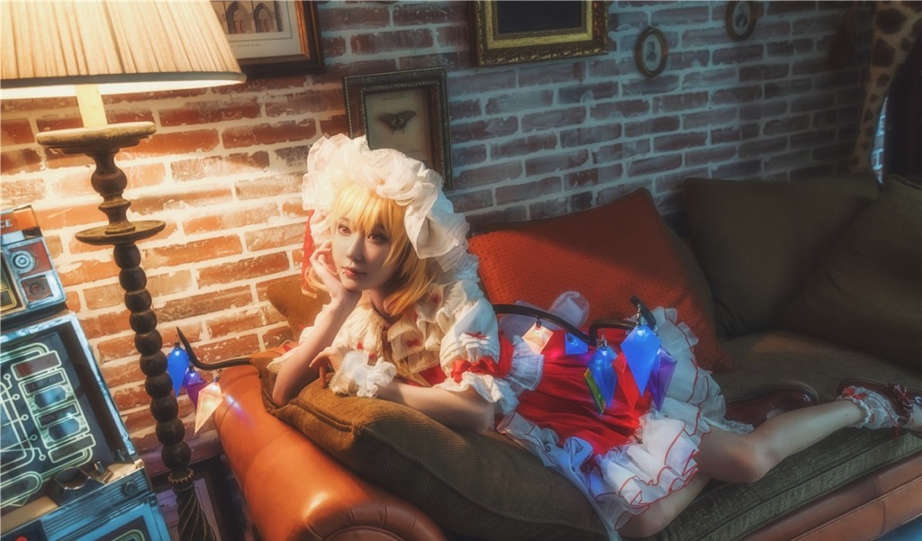 阿包也是兔娘写真图集整理｜轻盈色彩与自然状态人像合集