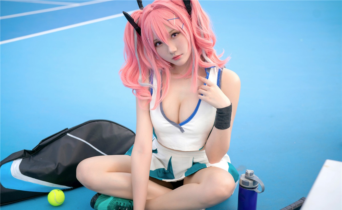 瓜希酱写真图集整理｜多样场景与鲜明造型人像合集