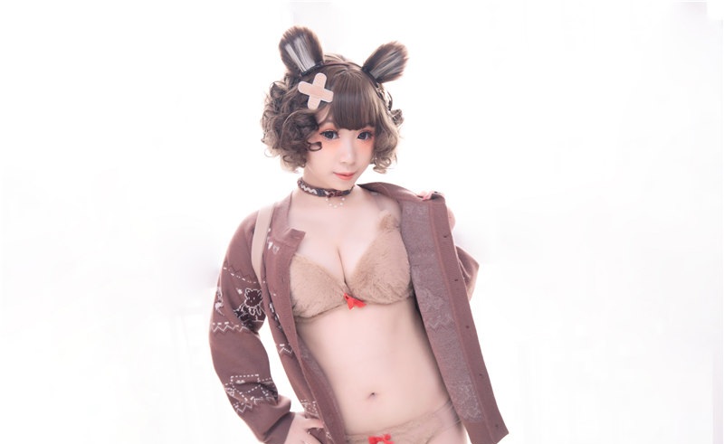 胡桃猫Kurumineko写真预览2