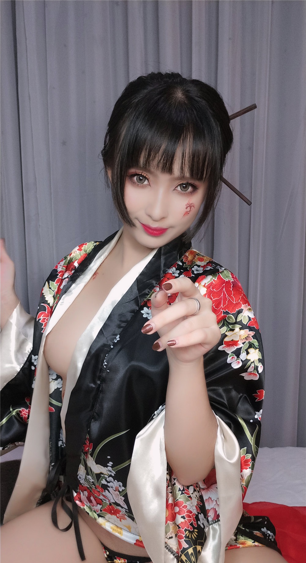 洛璃写真预览6