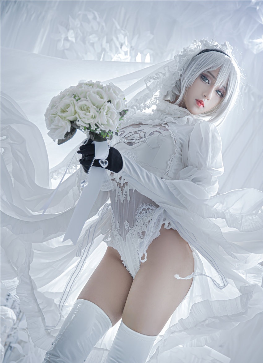 奶狮不咬人写真预览3