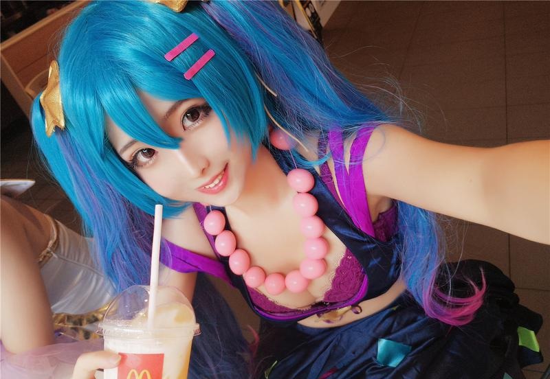 rioko凉凉子写真预览1