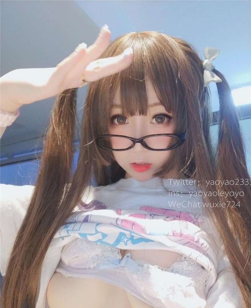 摇摇乐yoyo写真预览3