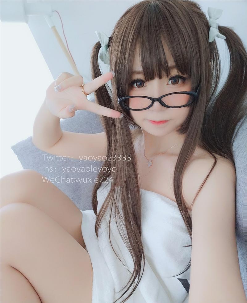 摇摇乐yoyo写真预览5
