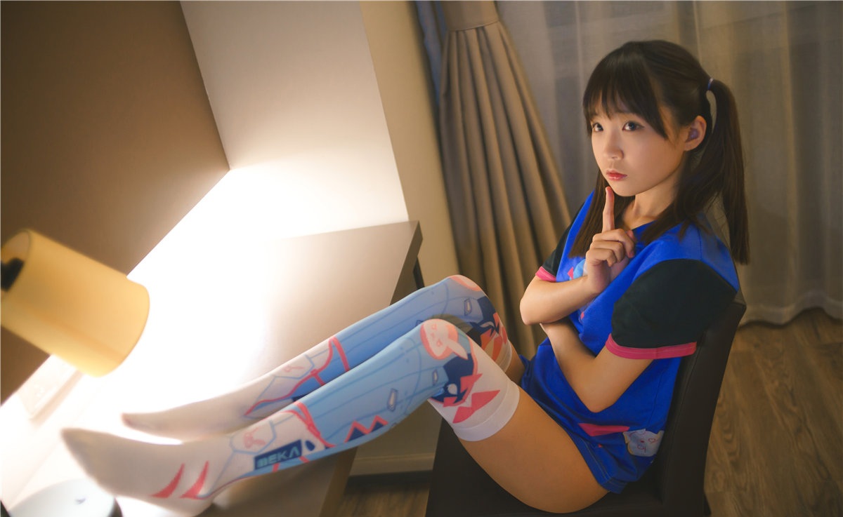 御子Yumiko写真预览2